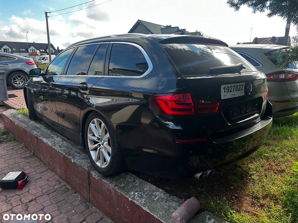 BMW Seria 5 530d Sport-Aut - 2
