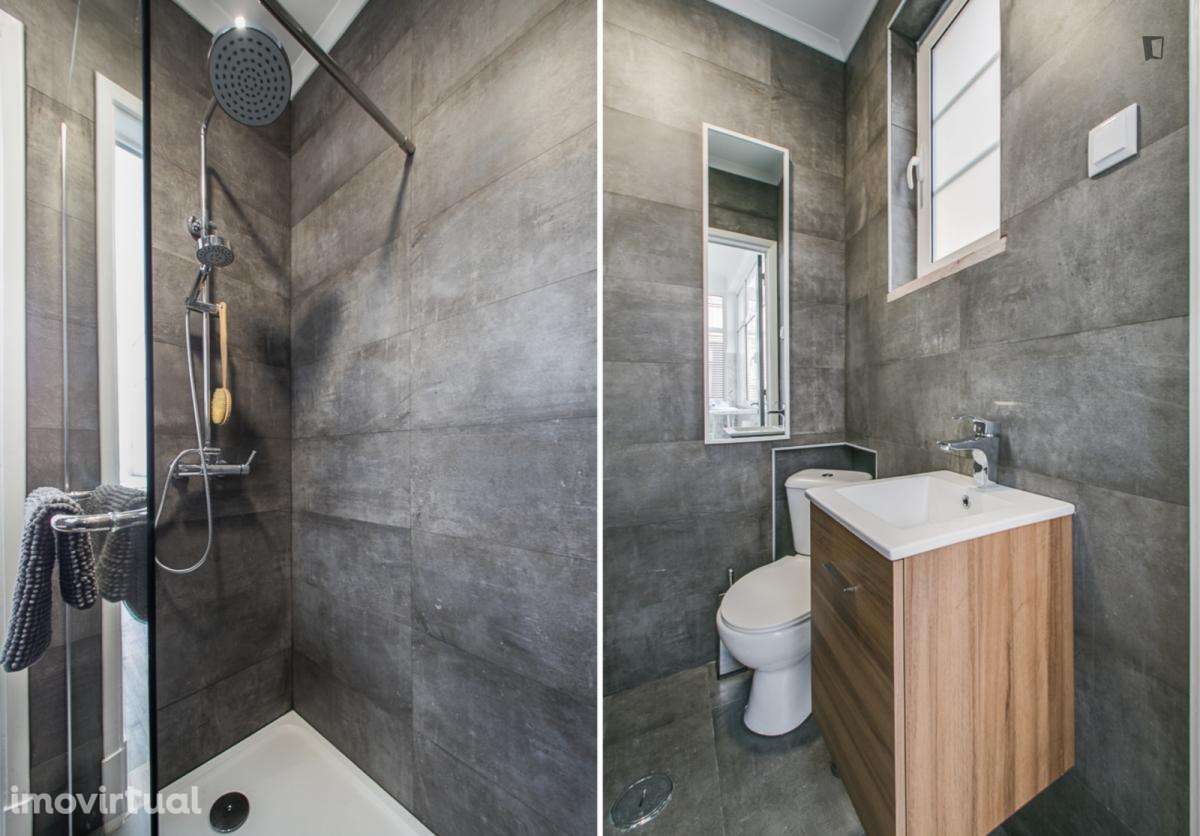 Quarto - localizado em Saldanha Lisbon - Grande imagem: 2/23