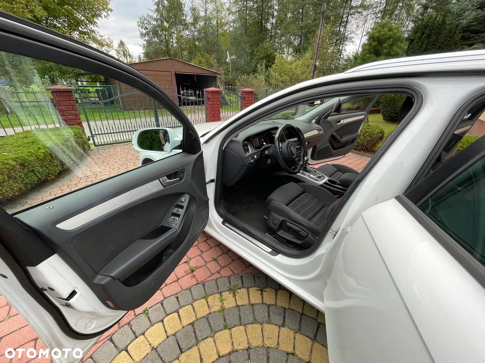 Audi A4 Avant - 22