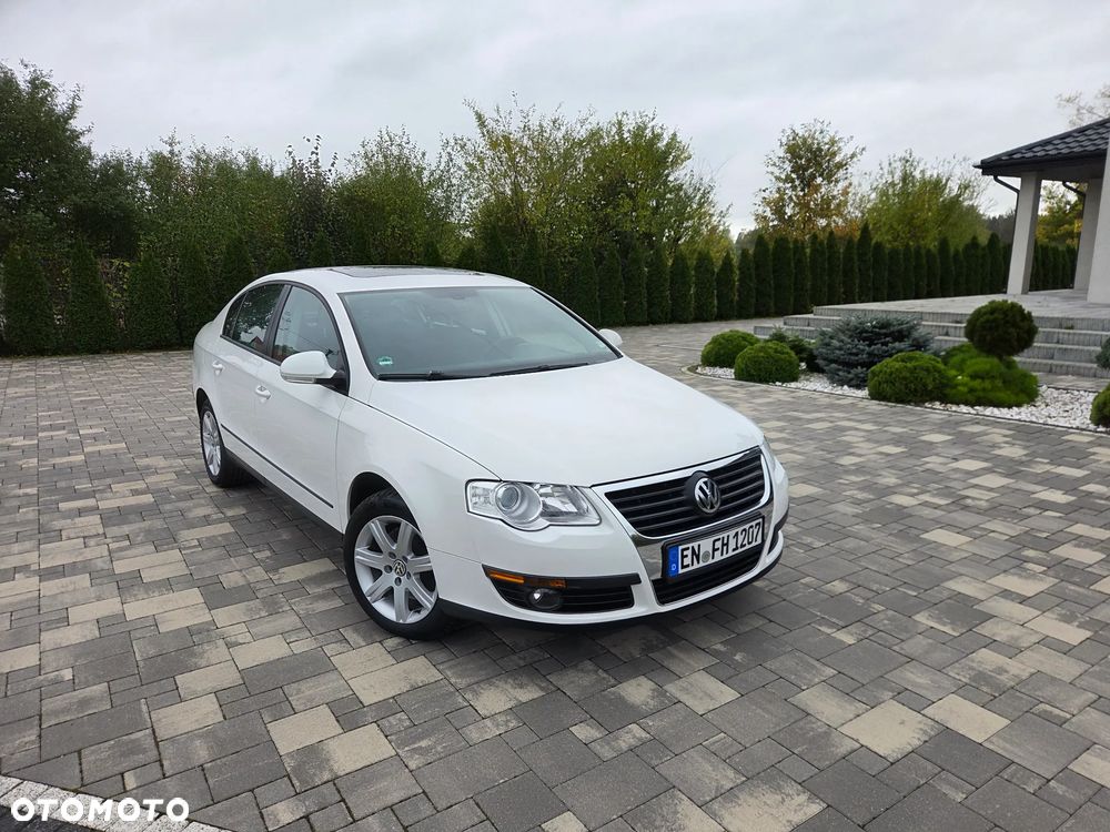 Volkswagen Passat 2006 photo 2