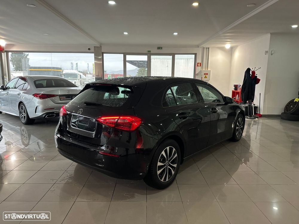 Mercedes-Benz A 180 d Business Solutions - 13