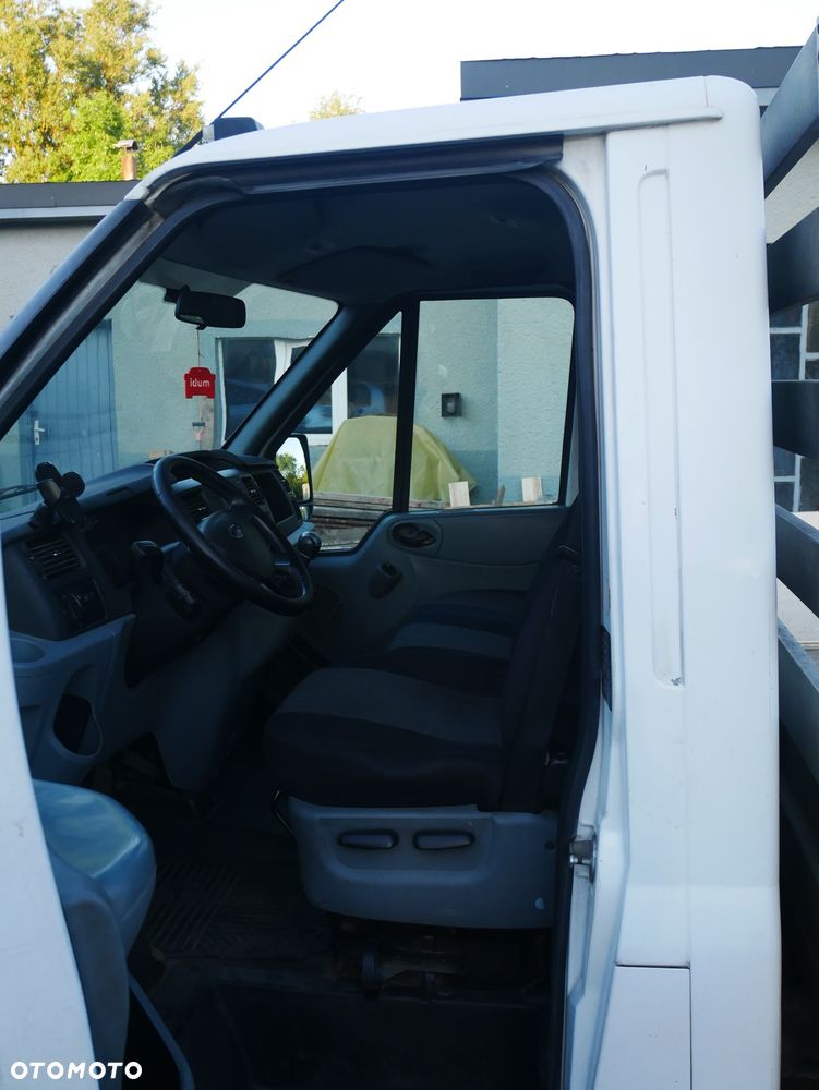 Ford Transit - 11