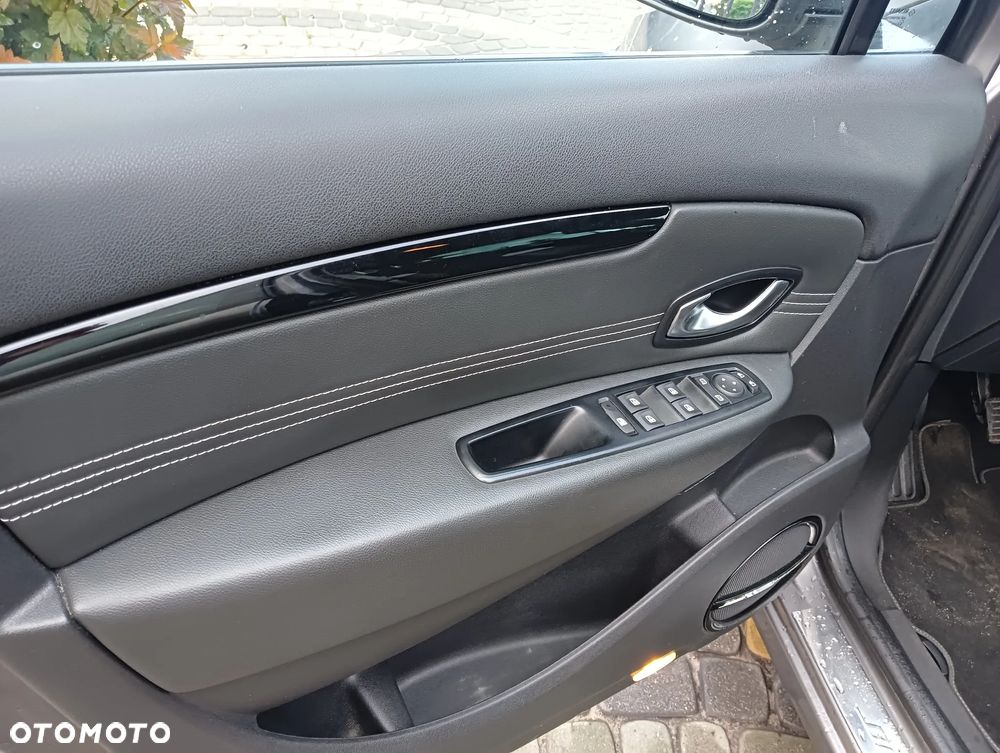 Renault Scenic TCe 130 Bose Edition - 9