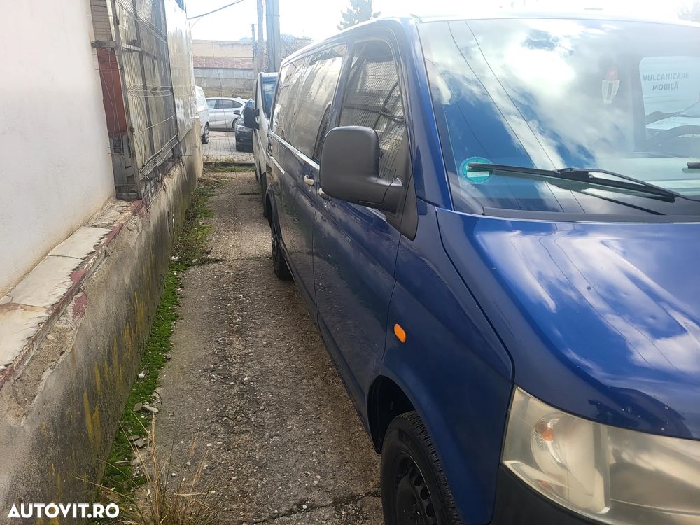 Volkswagen Transporter T5 Volksbus - 2