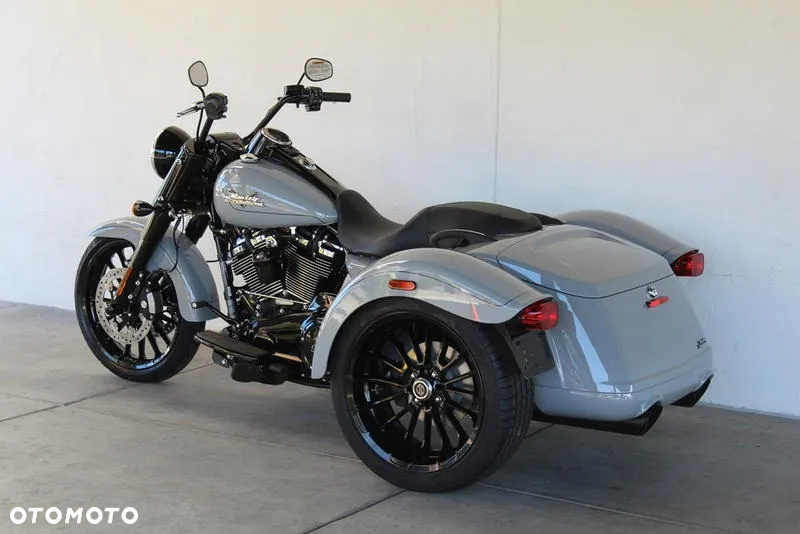 Harley-Davidson Trike Freewheeler - 4