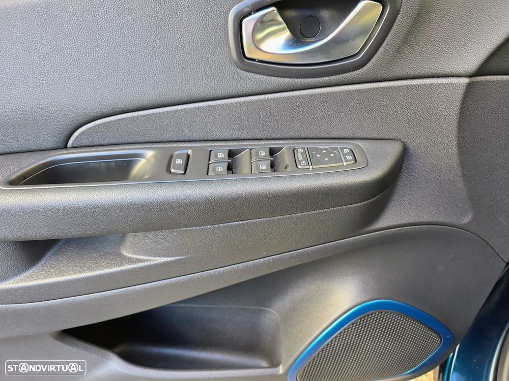 Renault Captur 1.2 TCe Exclusive XMOD - 29