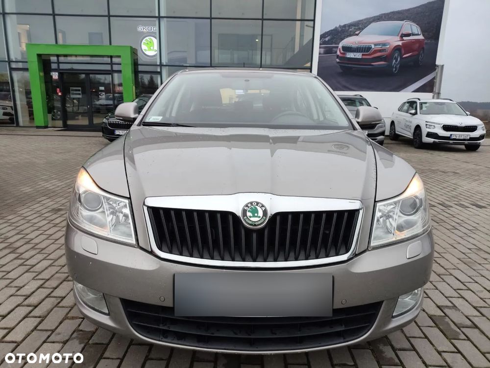 Skoda Octavia 2.0 TDI Elegance DSG - 24