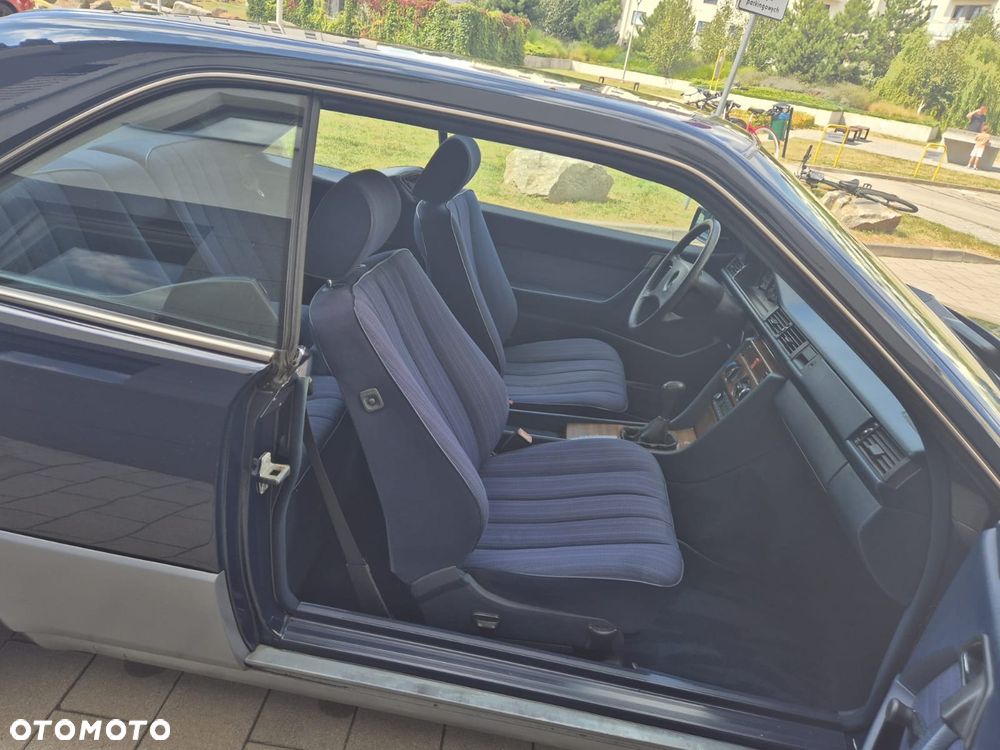 Mercedes-Benz W124 (1984-1993) - 10