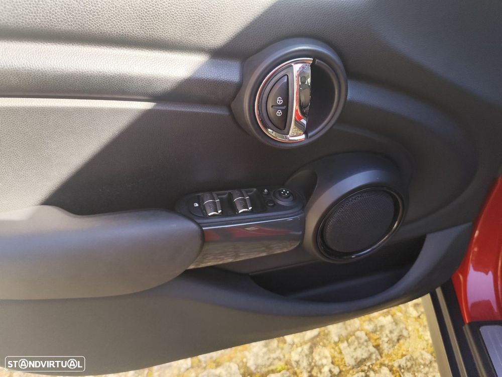 MINI 5 Portas One D - 19