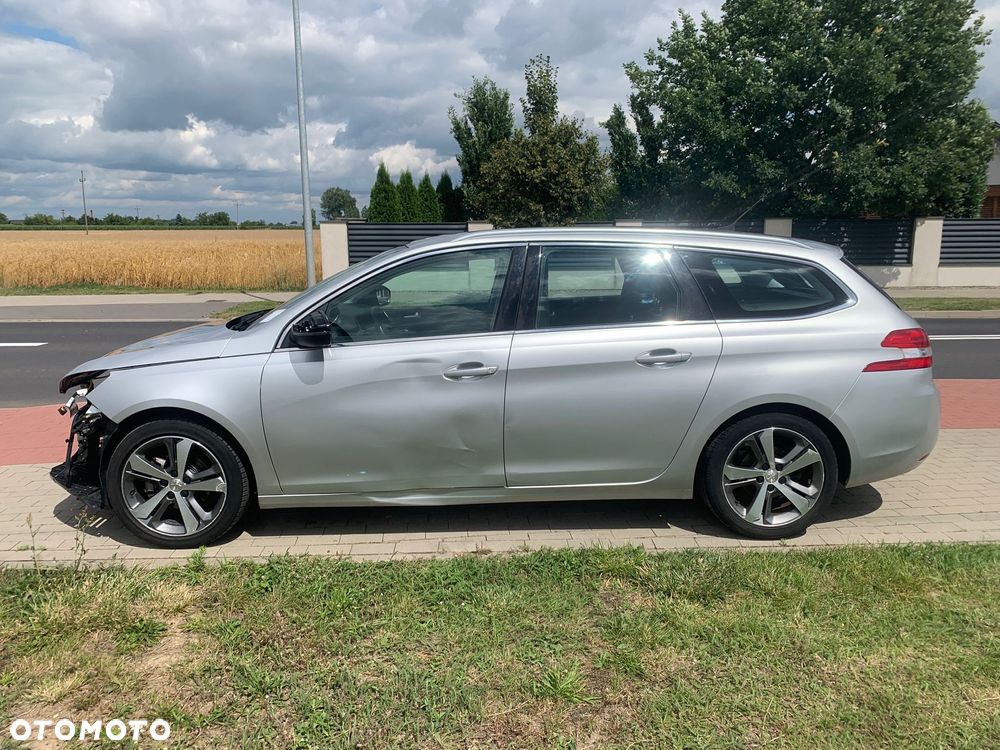 Peugeot 308 SW 1.6 BlueHDi Active S&S EAT6 - 6