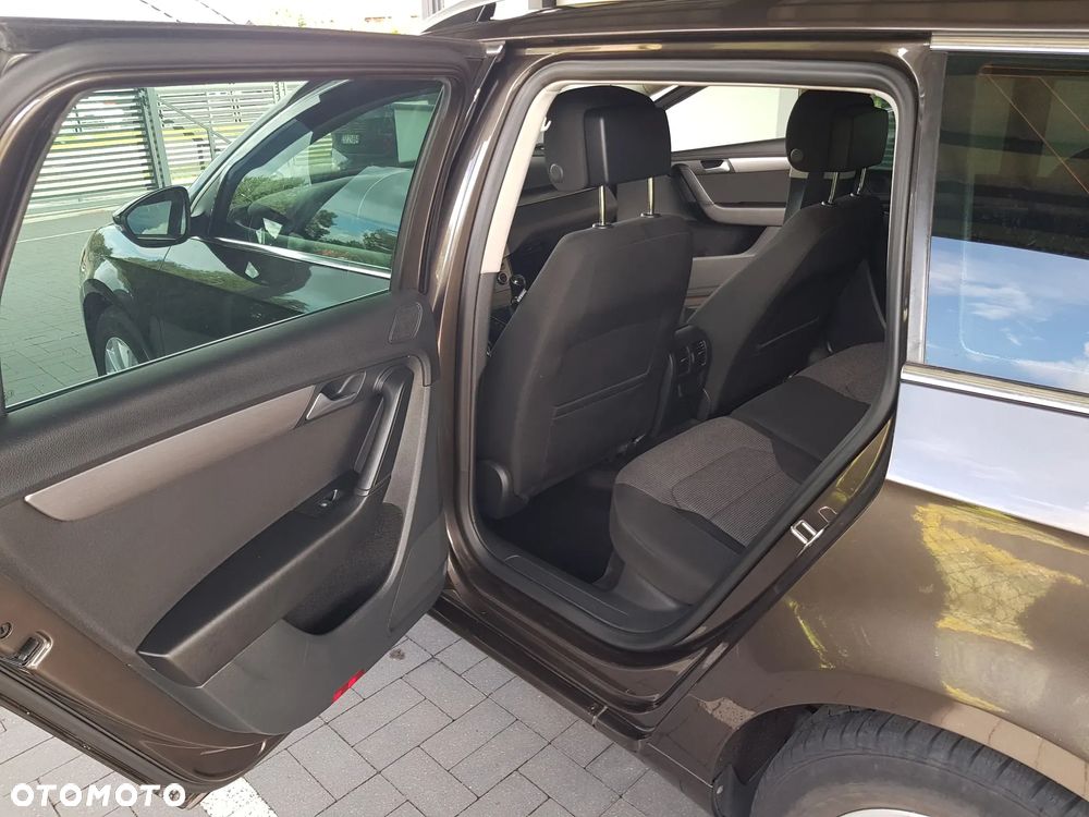 Volkswagen Passat 1.6 TDI BlueMotion - 12