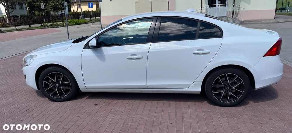 Volvo S60 - 3