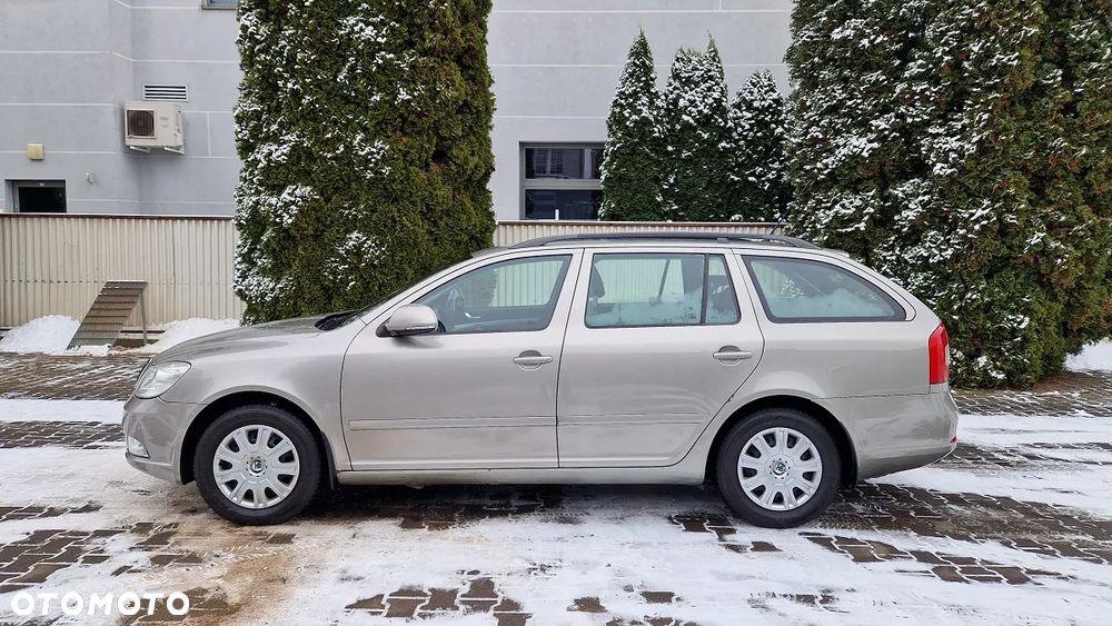 Skoda Octavia 1.8 TSI Elegance DSG - 2
