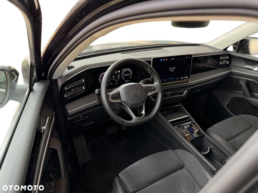 Volkswagen Tiguan 1.5 eHybrid PHEV 150kW Elegance DSG - 11
