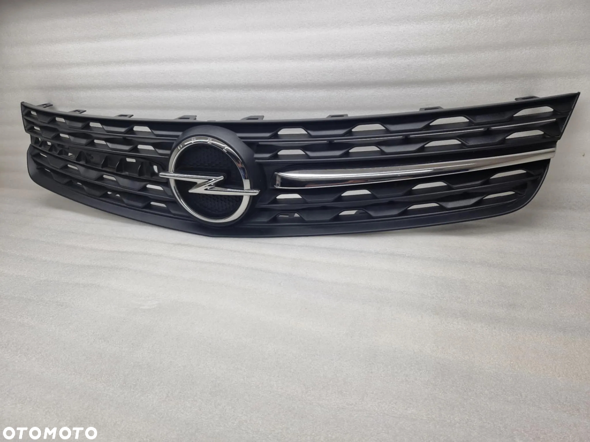OPEL ZAFIRA D VIVARO III GRILL/ATRAPA CHŁODNICY 9833128677 - 2