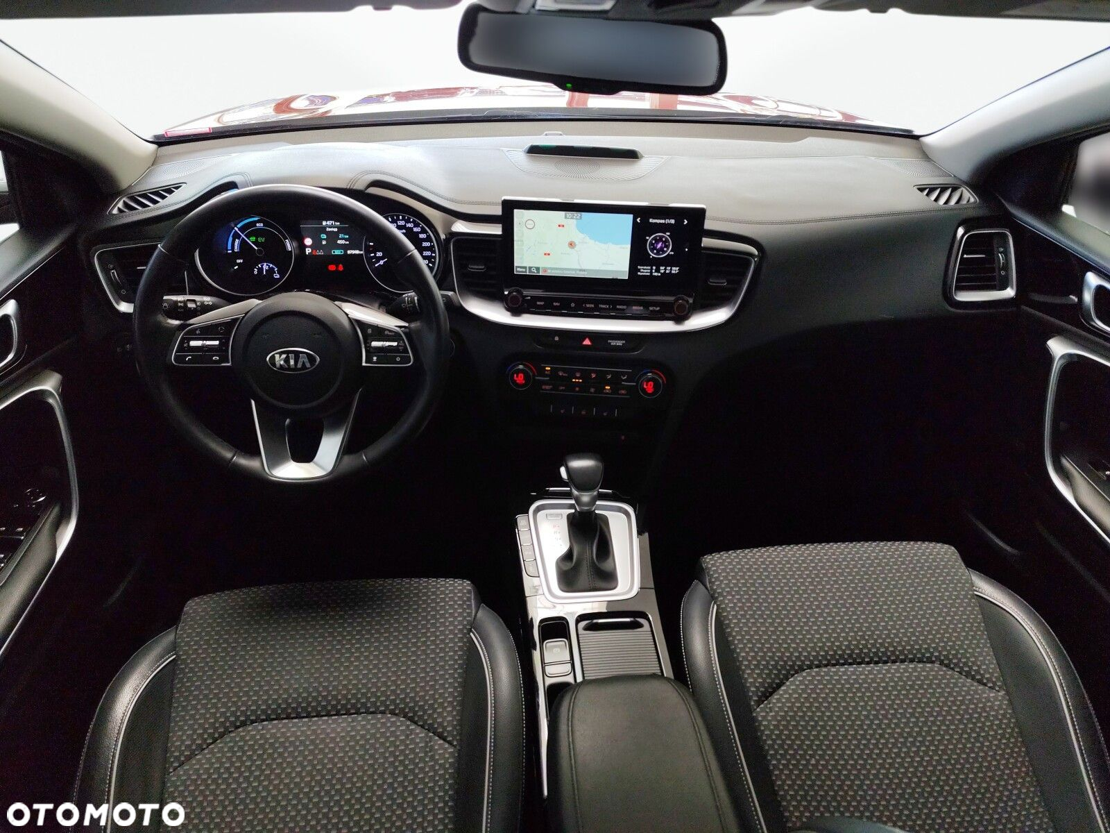 Kia XCeed - 15