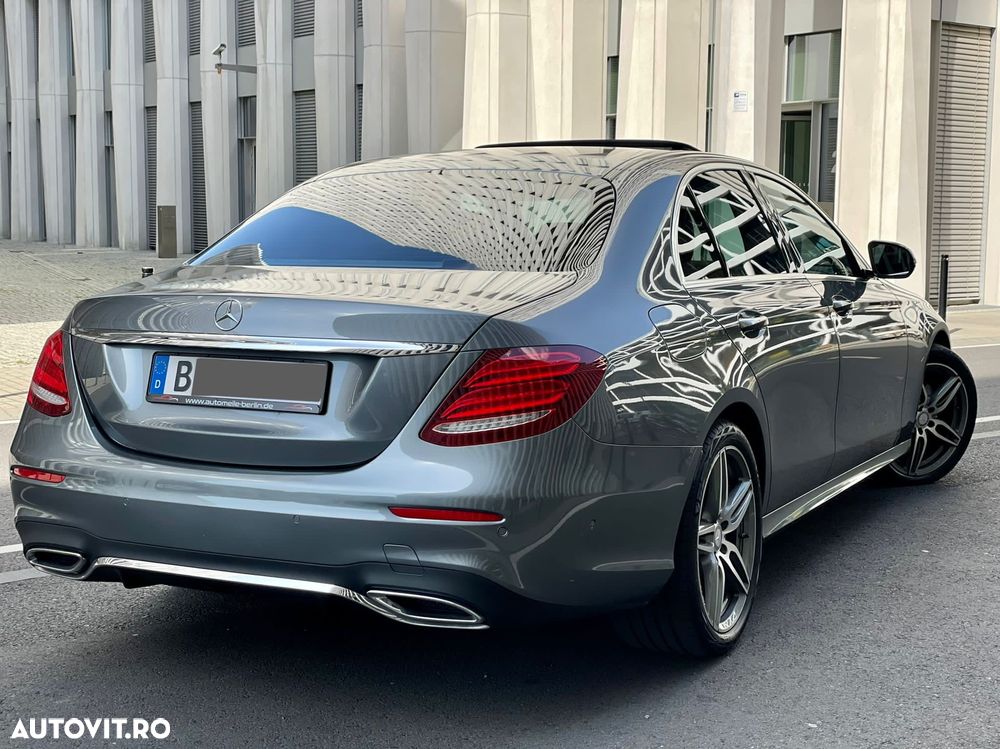 Mercedes-Benz E 220 d 4Matic 9G-TRONIC Avantgarde - 2
