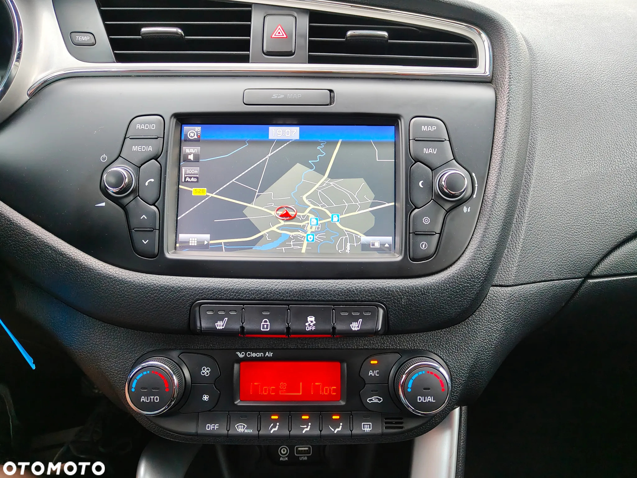 Kia Ceed 1.6 CRDi 136 ISG Dream Team Edition - 22