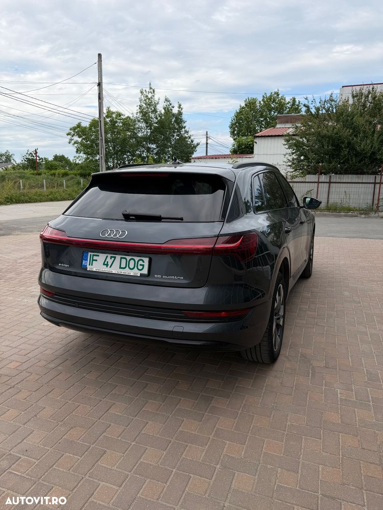 Audi e-tron - 4