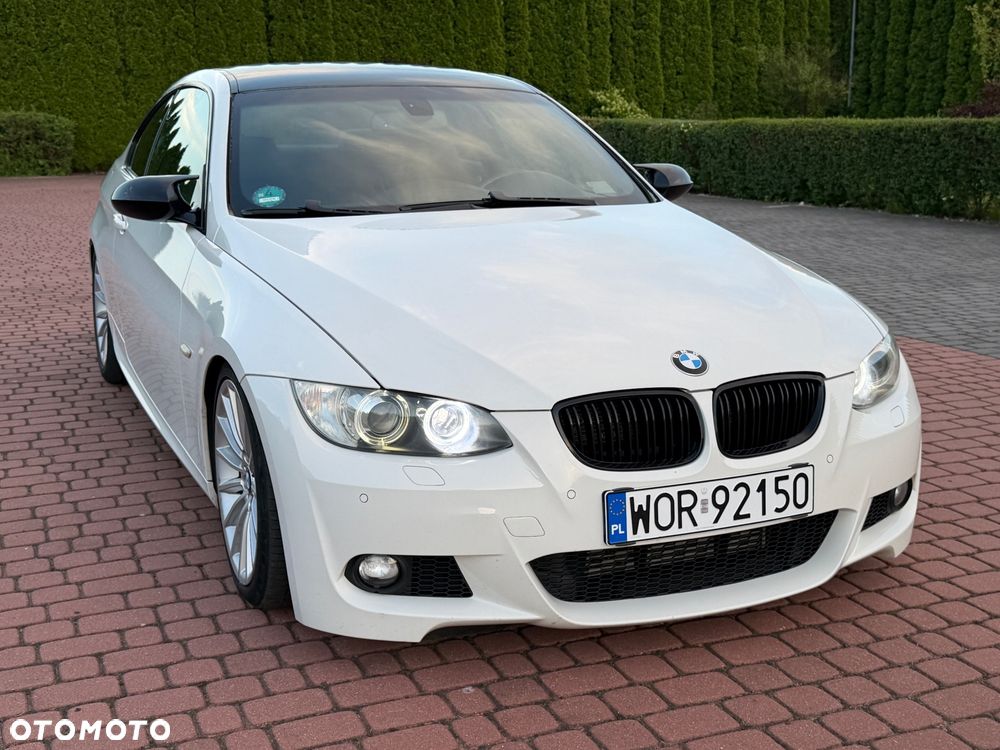 BMW Seria 3 330d M Sport Edition - 17