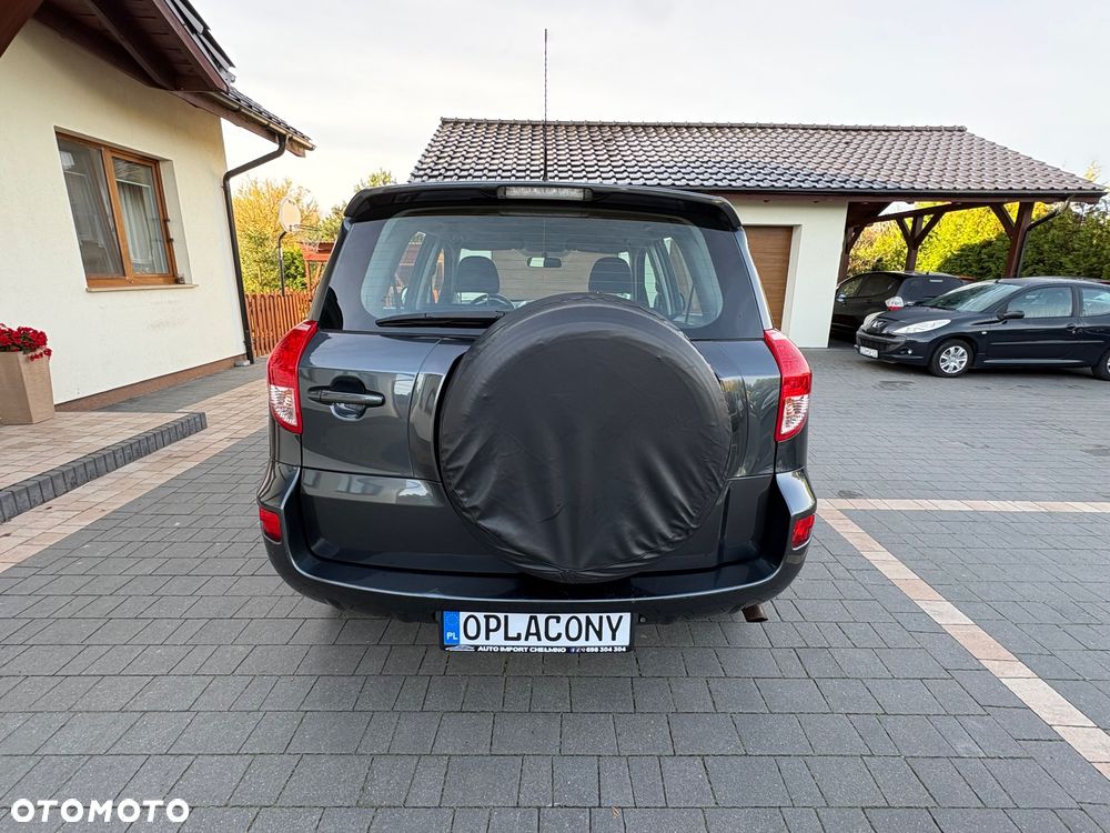 Toyota RAV4 - 14