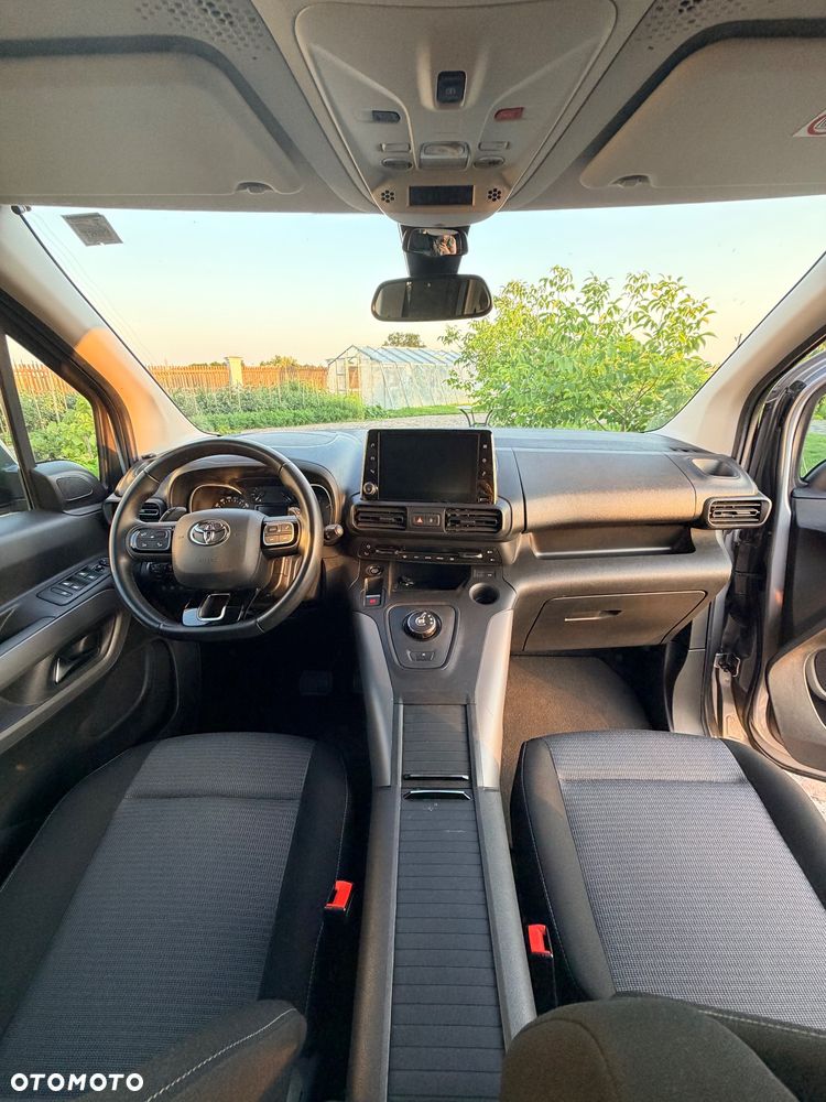 Toyota Proace City Verso 1.2 D-4T Family - 5