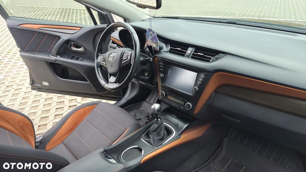 Toyota Avensis 1.8 Prestige - 20