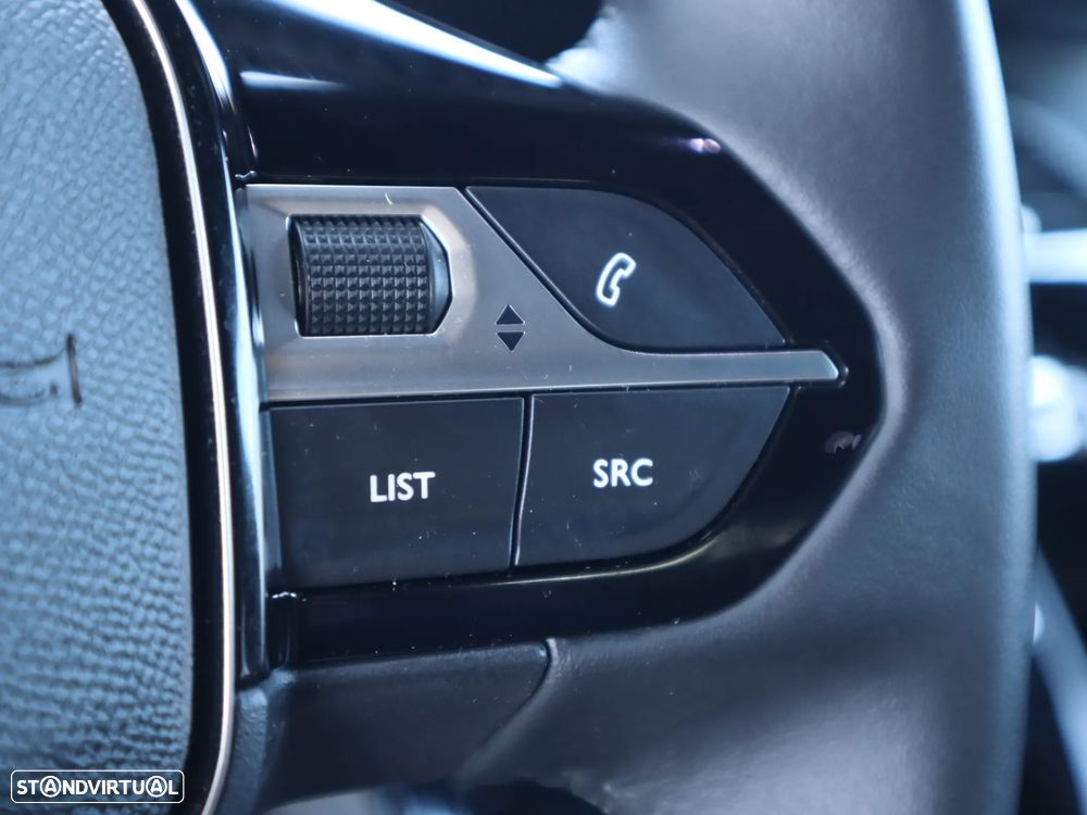 Peugeot e-2008 50 kWh Allure - 38