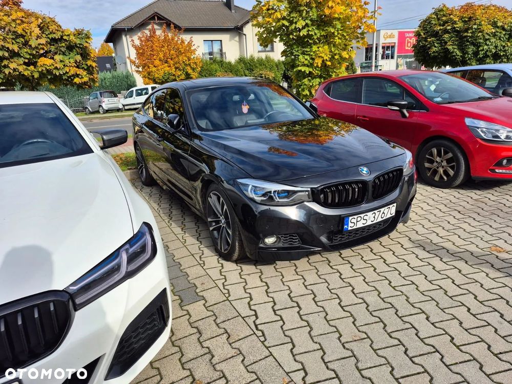 BMW 3GT 335i xDrive M Sport - 3