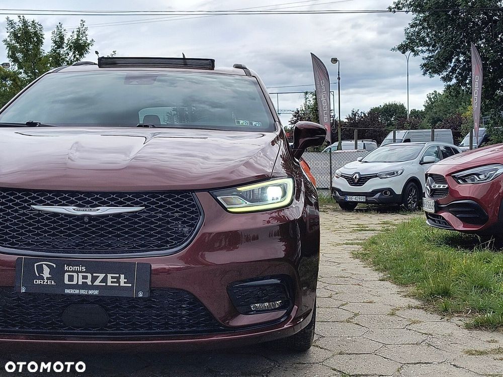 Chrysler Pacifica - 37