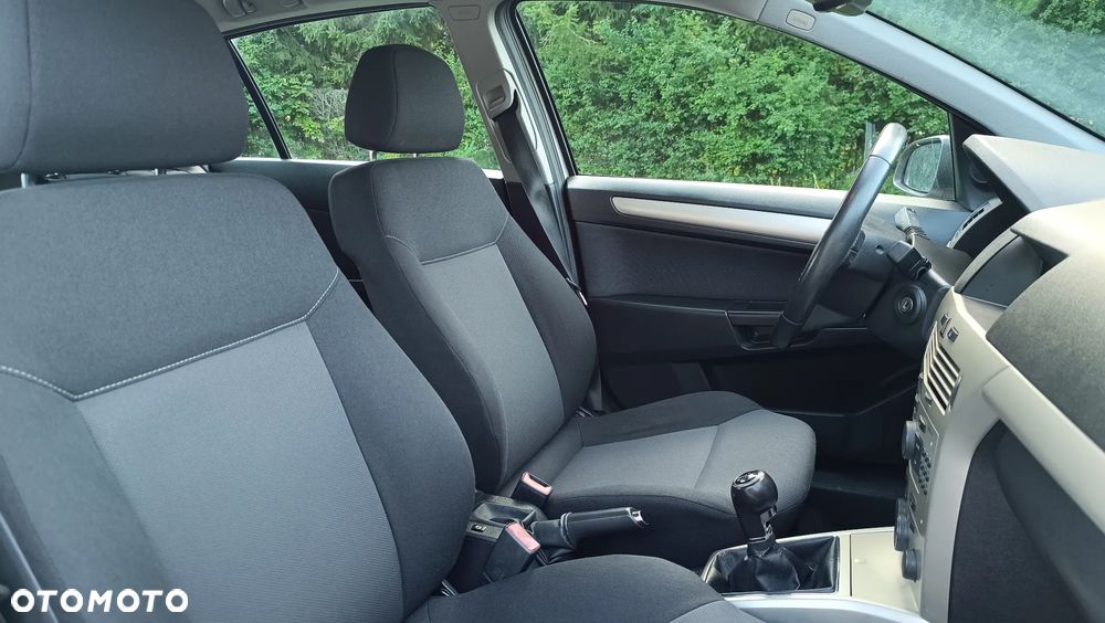 Opel Astra 1.6 Catch me - 15