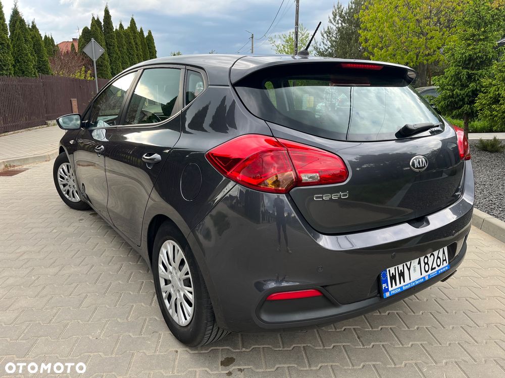 Kia Ceed 1.4 CVVT Attract plus - 5