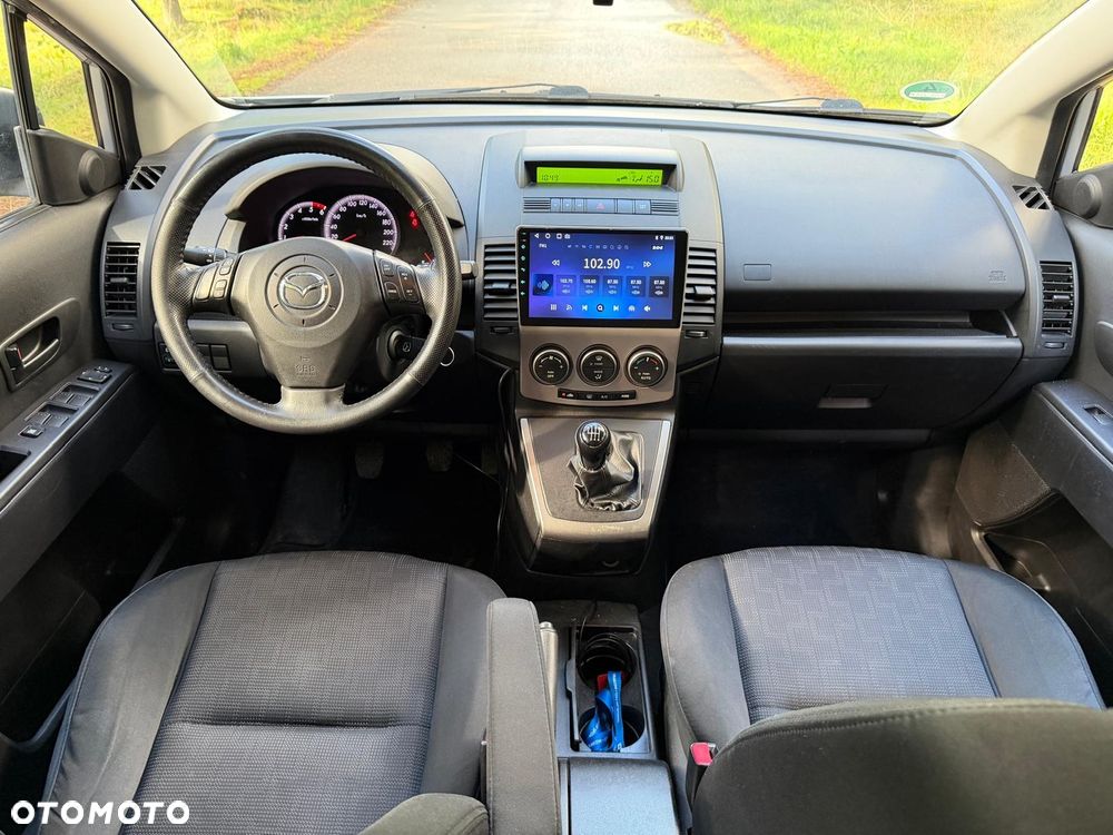Mazda 5 - 9