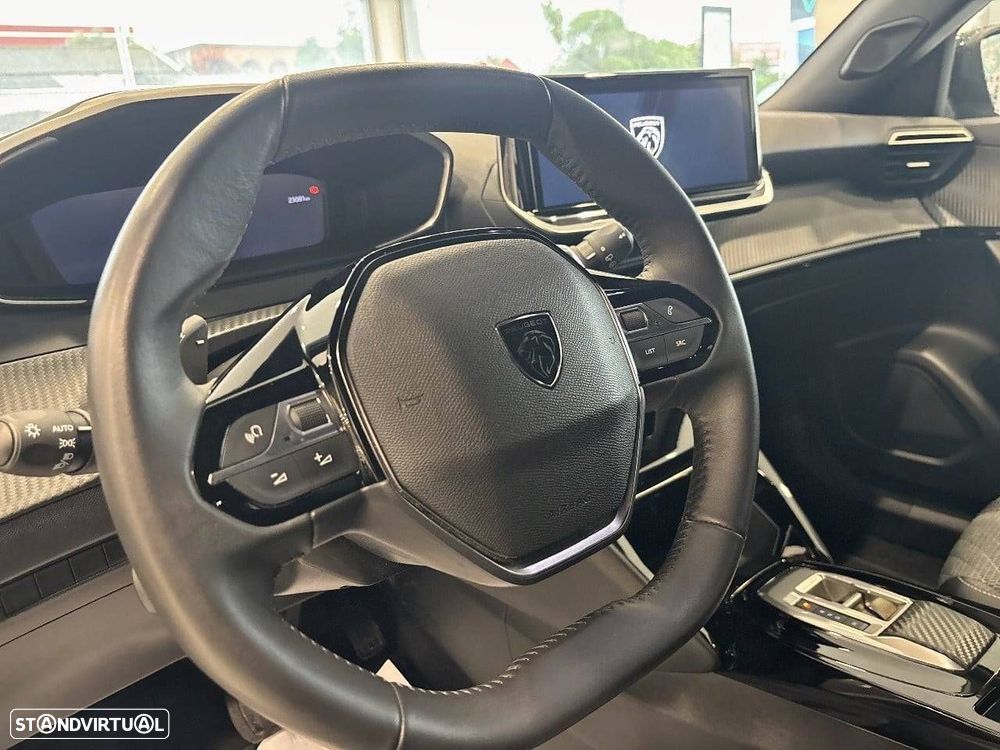 Peugeot 2008 1.2 Hybrid Allure e-DCS6 - 12