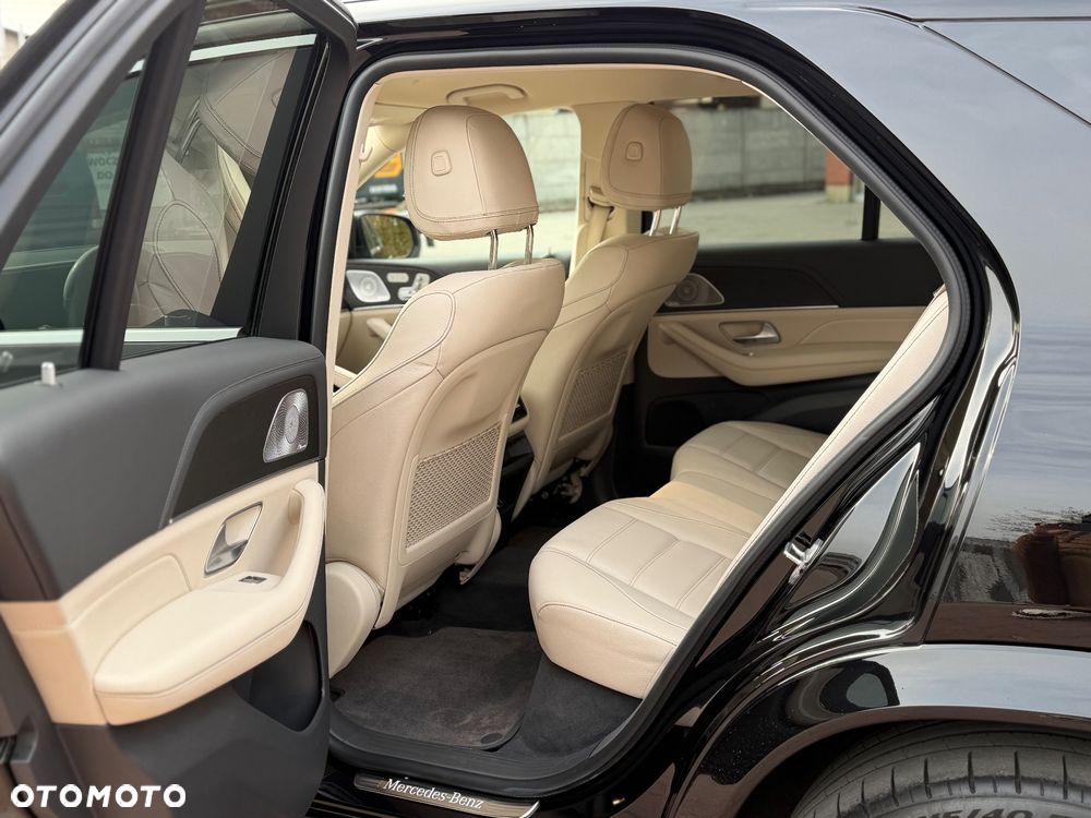 Mercedes-Benz GLE 300 d 4-Matic - 28