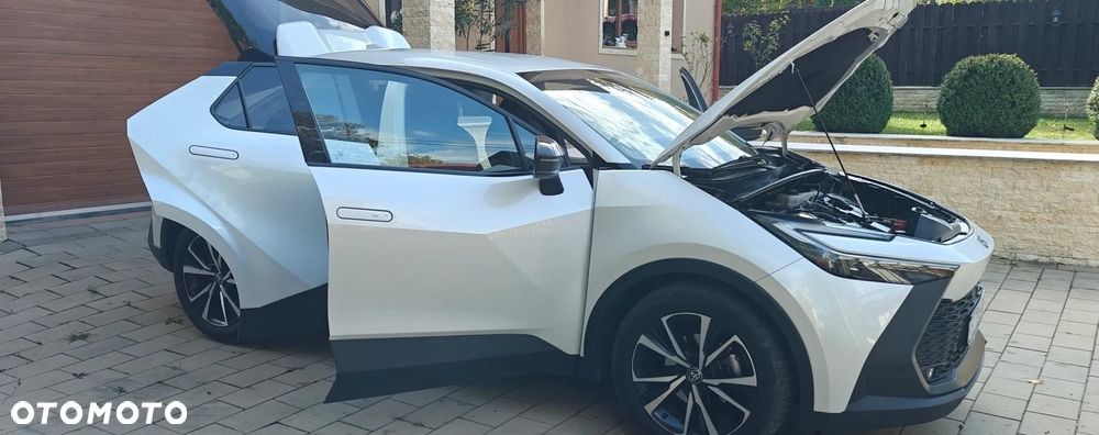 Toyota C-HR - 11