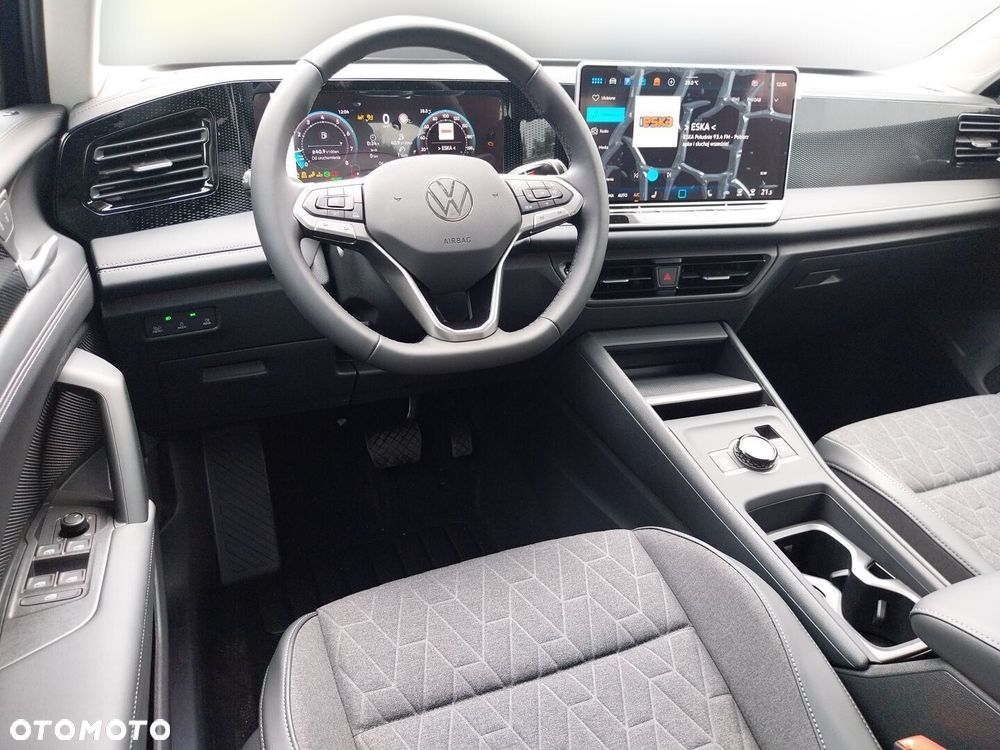 Volkswagen Tiguan - 22