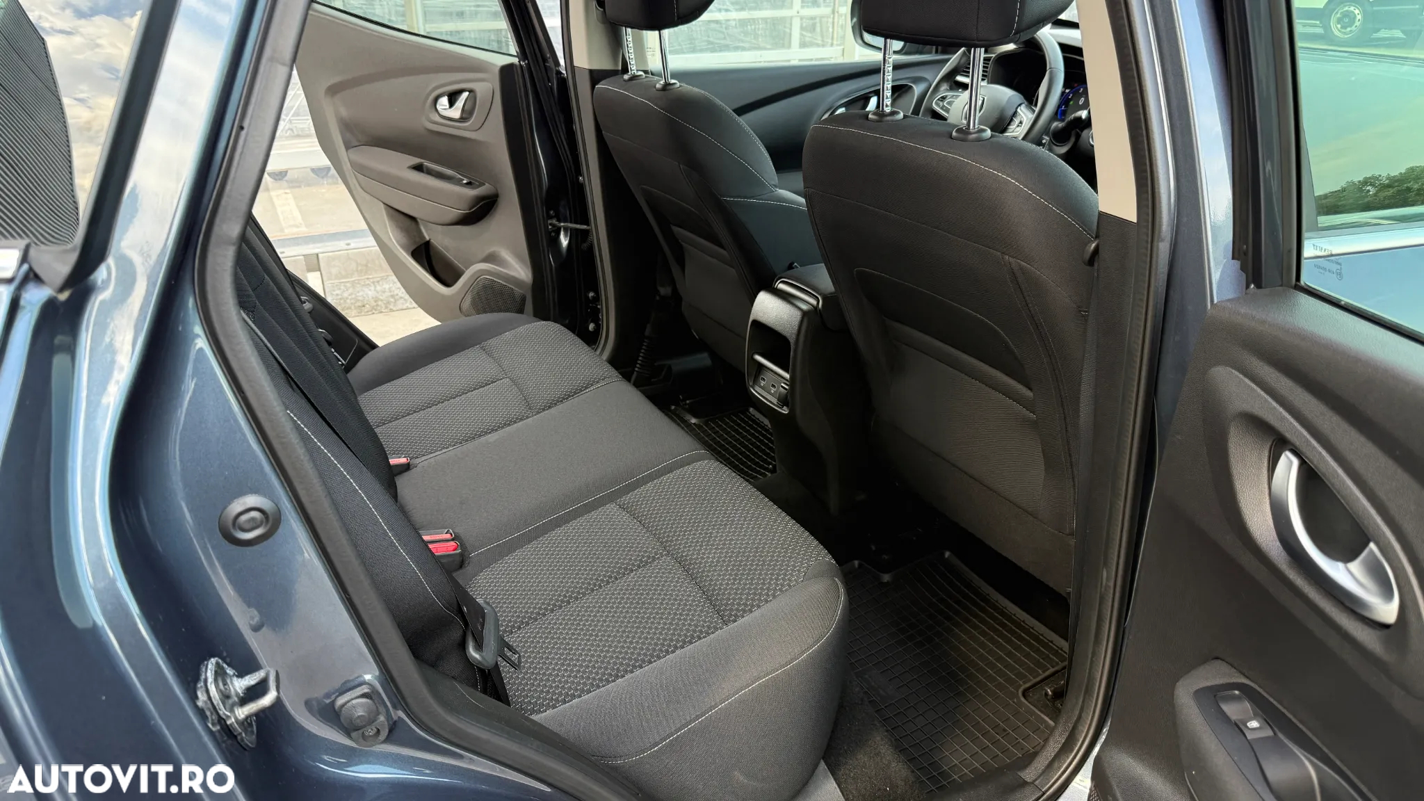 Renault Kadjar TCe 140 EDC GPF BUSINESS EDITION - 7