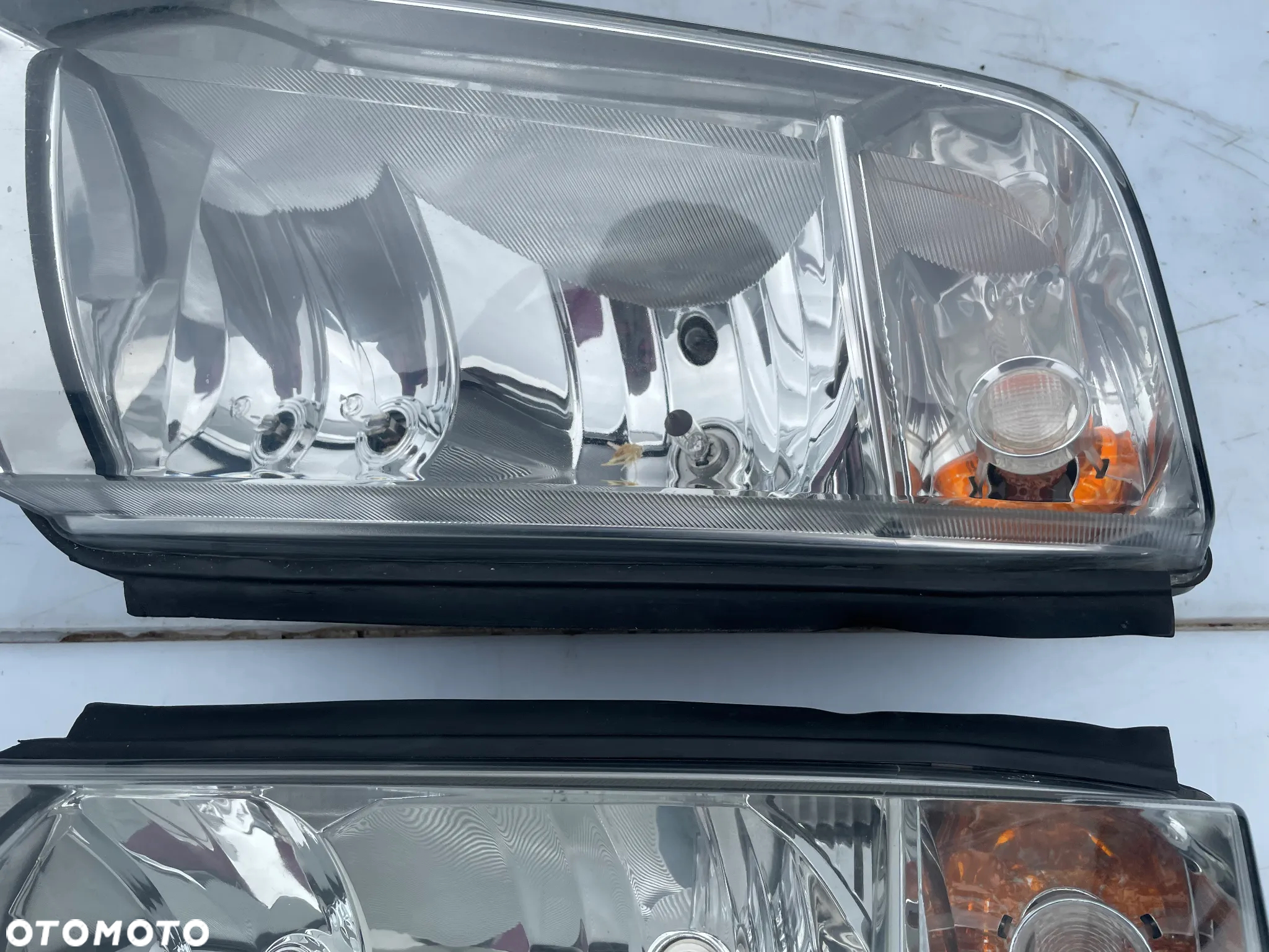 LAMPY LAMPA LEWY PRAWY PRZÓD SKODA FABIA I - 17