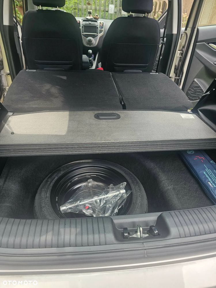 Hyundai ix20 1.6 BlueDrive Comfort - 8