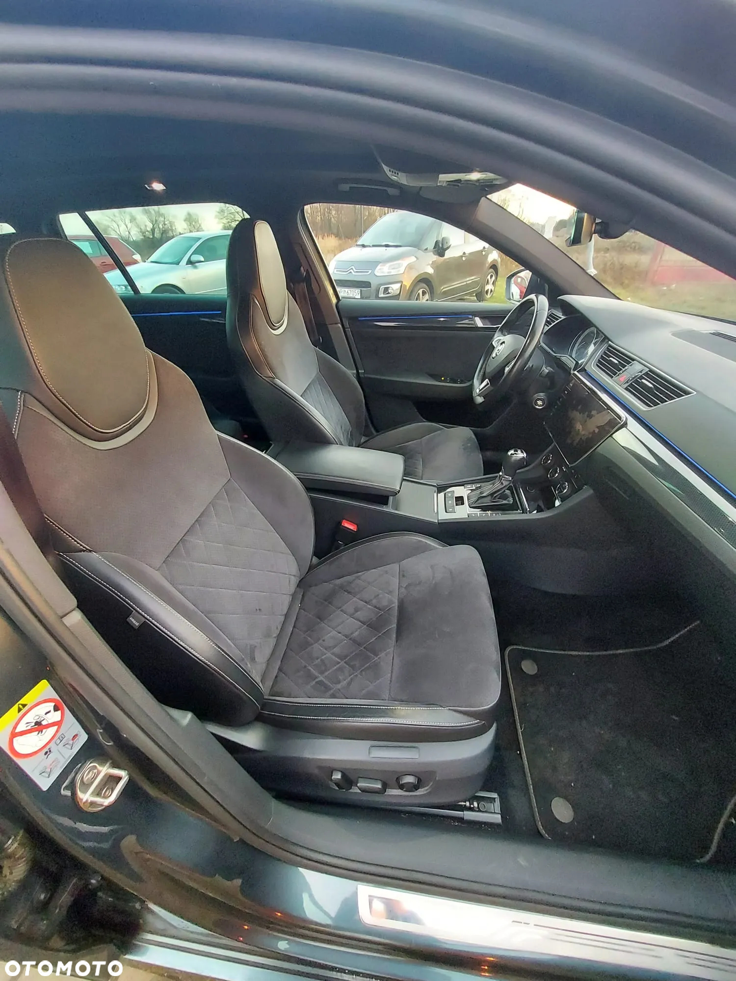Skoda Superb Combi 2.0 TSI 4x4 DSG Ambition - 22
