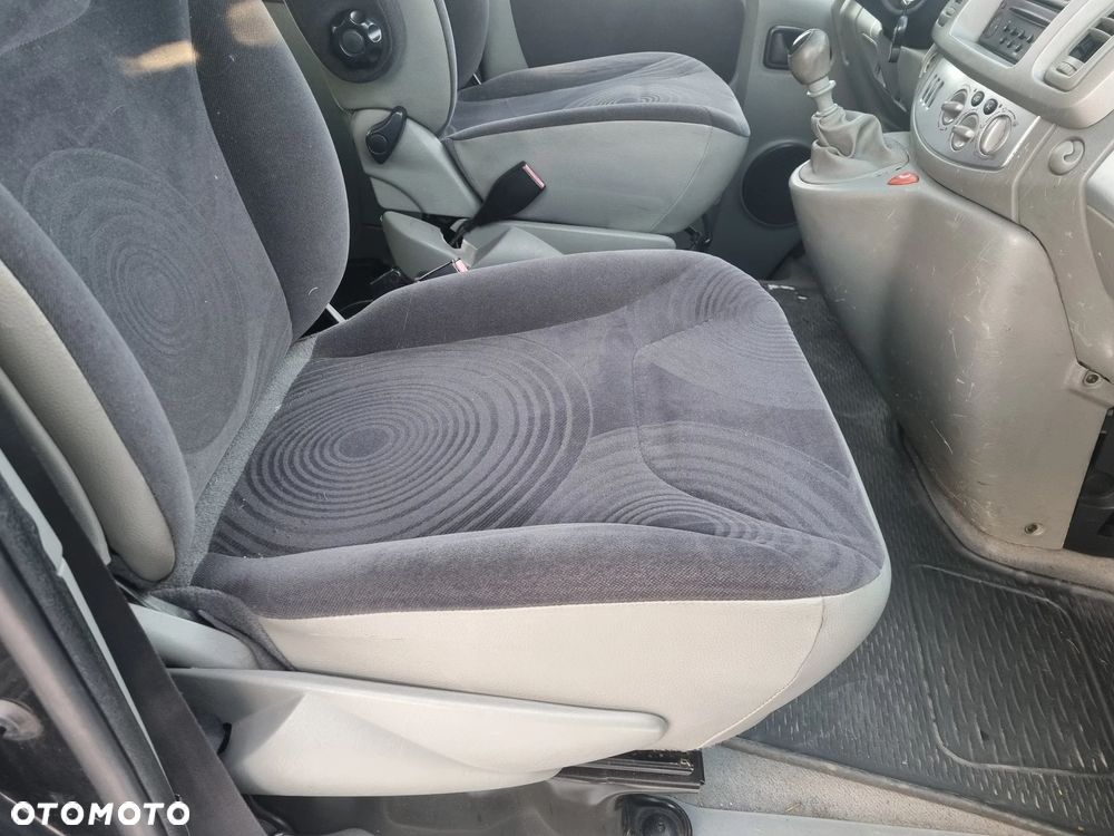 Renault Trafic L1H1 Passenger Lux - 7