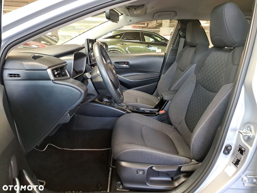 Toyota Corolla 1.8 Hybrid Comfort - 12