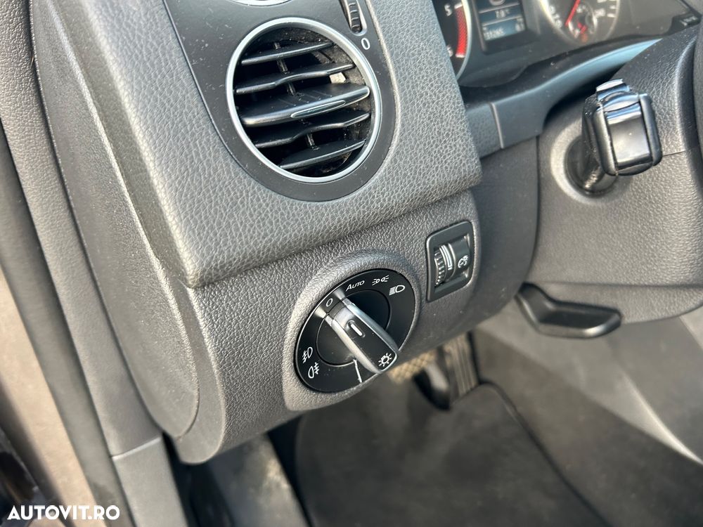 Volkswagen Golf Plus 1.6 TDI DPF BMT Highline DSG - 9