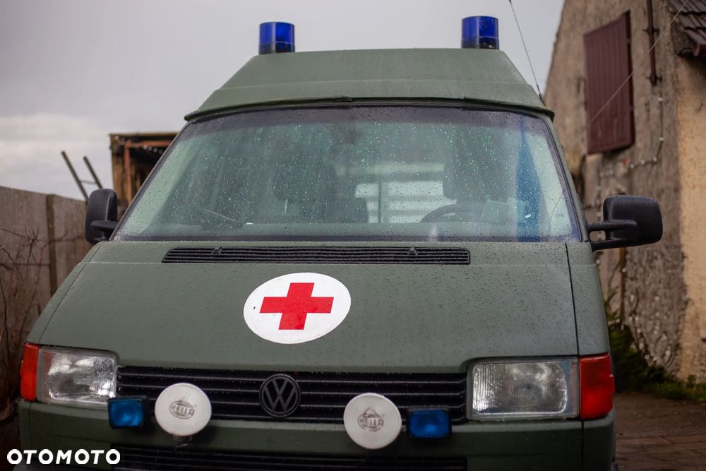 Volkswagen Transporter - 2