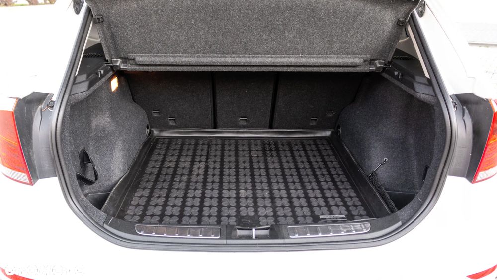 BMW X1 - 26