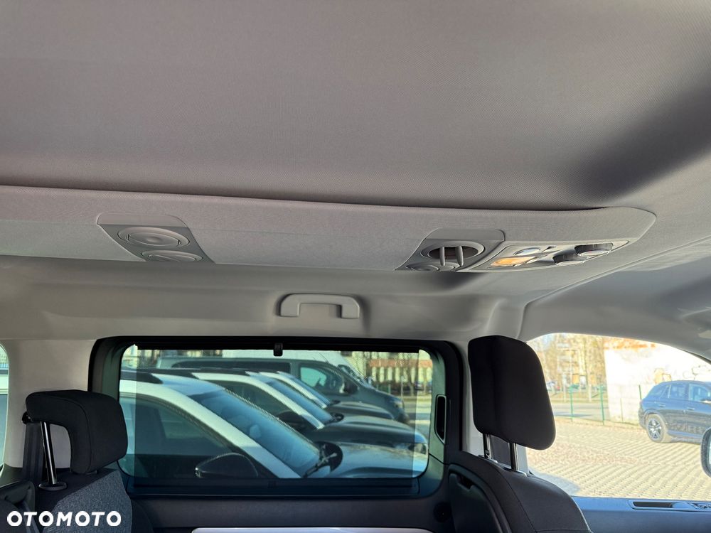 Peugeot Traveller 2.0 BlueHDi Long Business EAT8 - 9