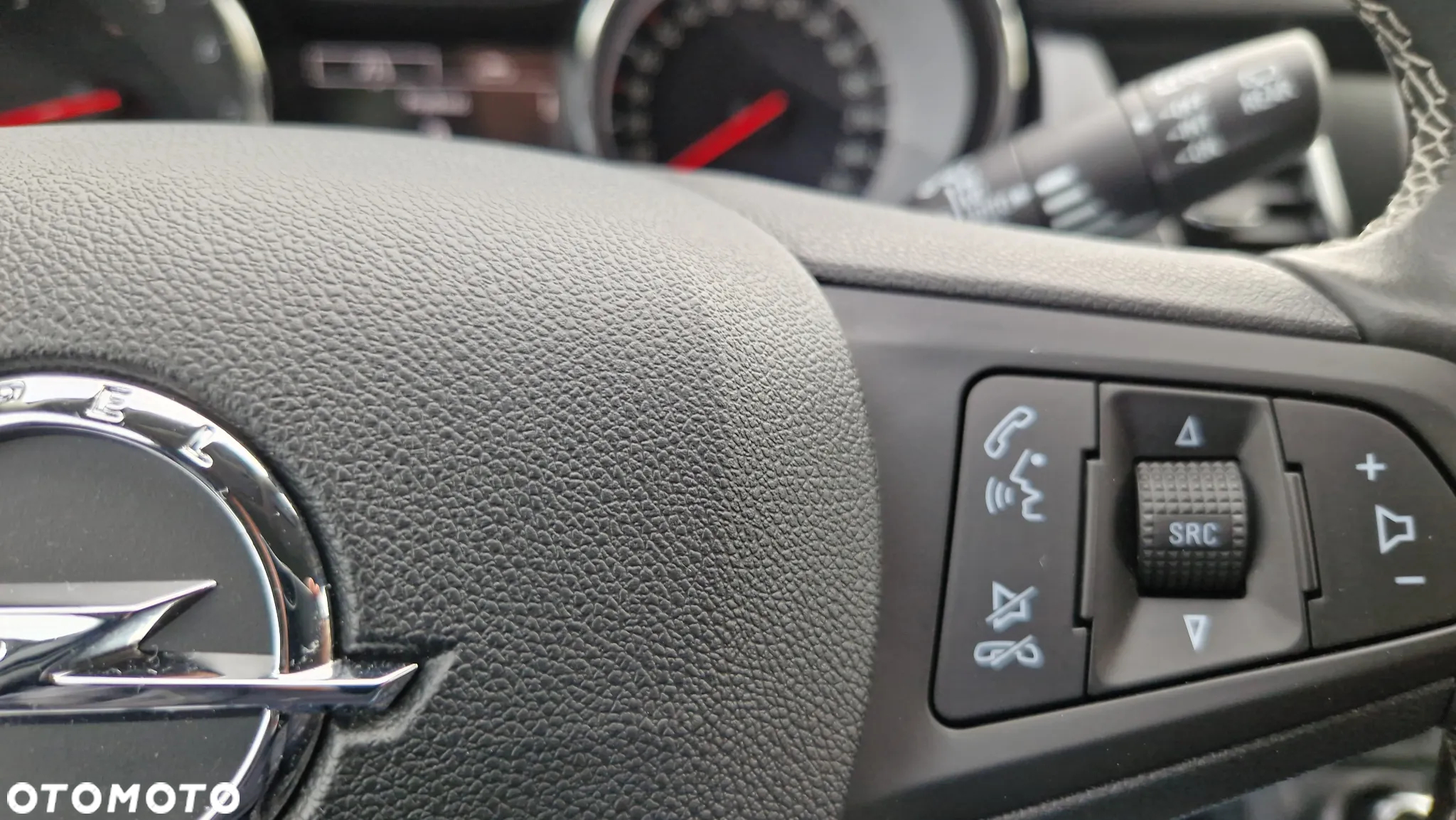 Opel Astra V 1.4 T Elite S&S - 19