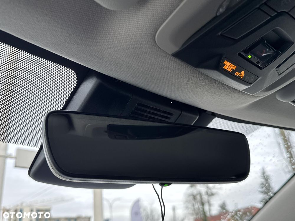 Toyota Corolla 1.8 Hybrid Style - 26