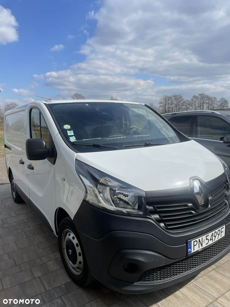 Renault TRAFIC - 1